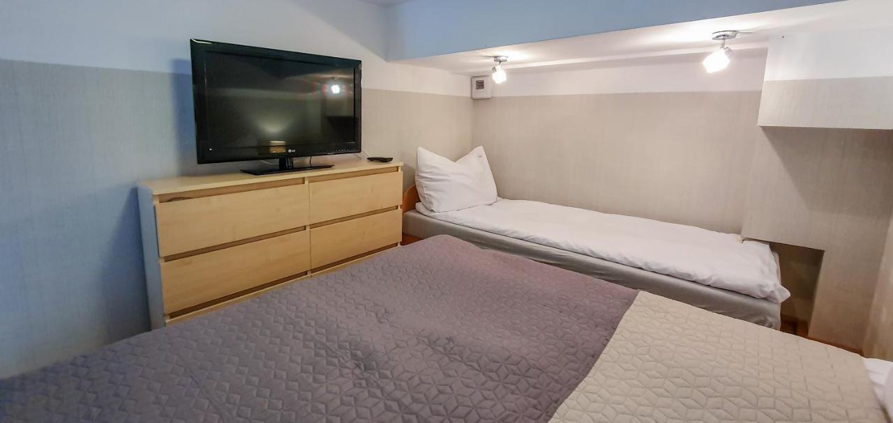 Holiday Home Slavia New S8 Miedzyzdroje Z Antresola I Balkonem Przy Plazy Esterno foto